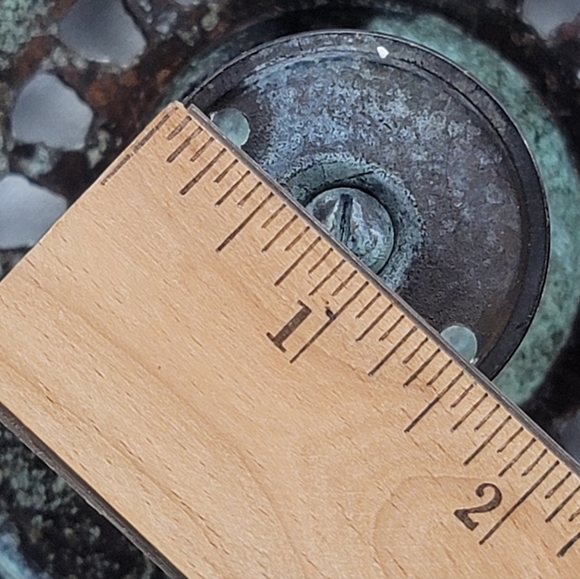 (4) Metal Medallion Curtain Holdbacks - Picture 7 of 10